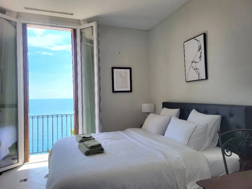 Apartman Eladó - 06190 Roquebrune-Cap-Martin  FR Image 2