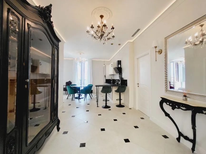 Apartman Eladó - 06190 Roquebrune-Cap-Martin  FR Image 6