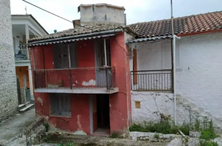 Ház Eladó 46200 Paramithia GR