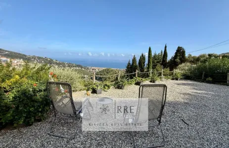 Villa Eladó 17021 ALASSIO IT